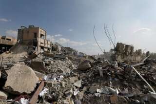 Les décombres du Centre de recherches scientifiques de Damas, le 14 avril.