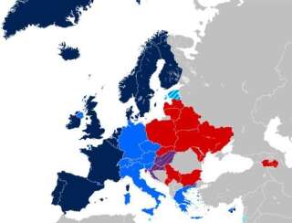 En bleu foncé, le mariage entre personnes de même sexe est reconnu. En bleu, une union civile est reconnue. En rouge, le mariage entre personnes de même sexe est interdit par la constitution.