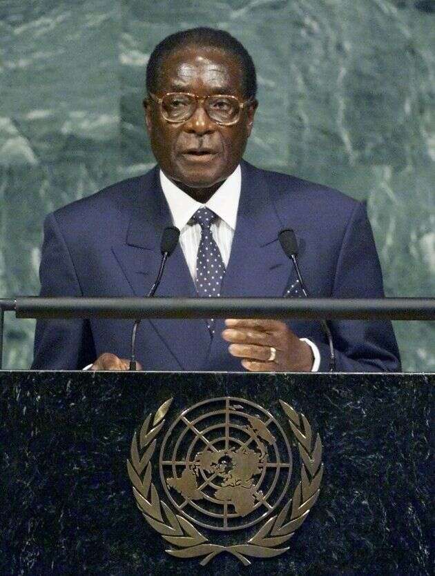Le 21 septembre 1999, Robert Mugabe s'exprime à la tribune de l'ONU