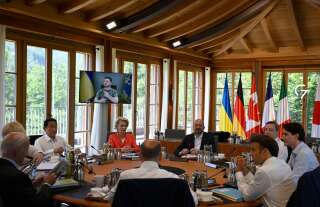 Zelensky en appelle au G7 pour mettre un terme à la guerre 