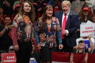 Trump a beaucoup aimé ce t-shirt lors de son meeting en Alaska