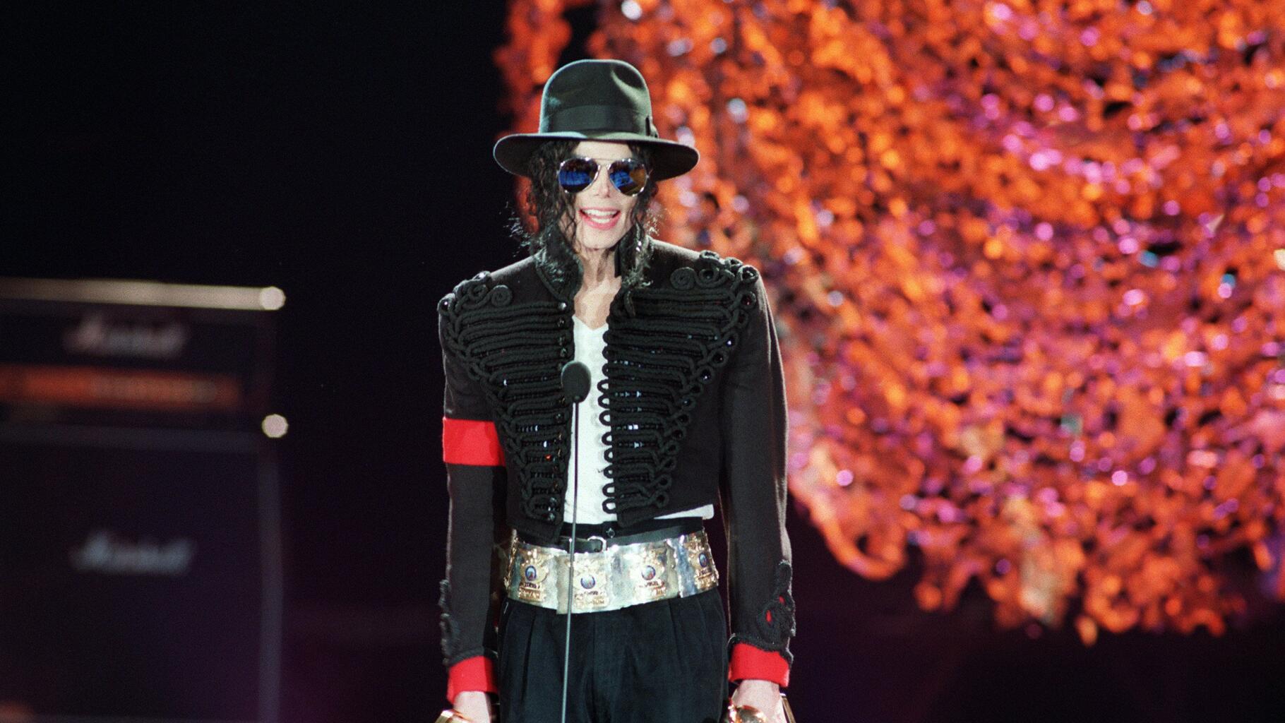 Comment des titres et vidéos inédits de Michael Jackson se sont retrouvés en ligne sans autorisation