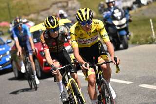 Tour de France: Jonas Vingegaard prend le maillot jaune à Tadej Pogacar