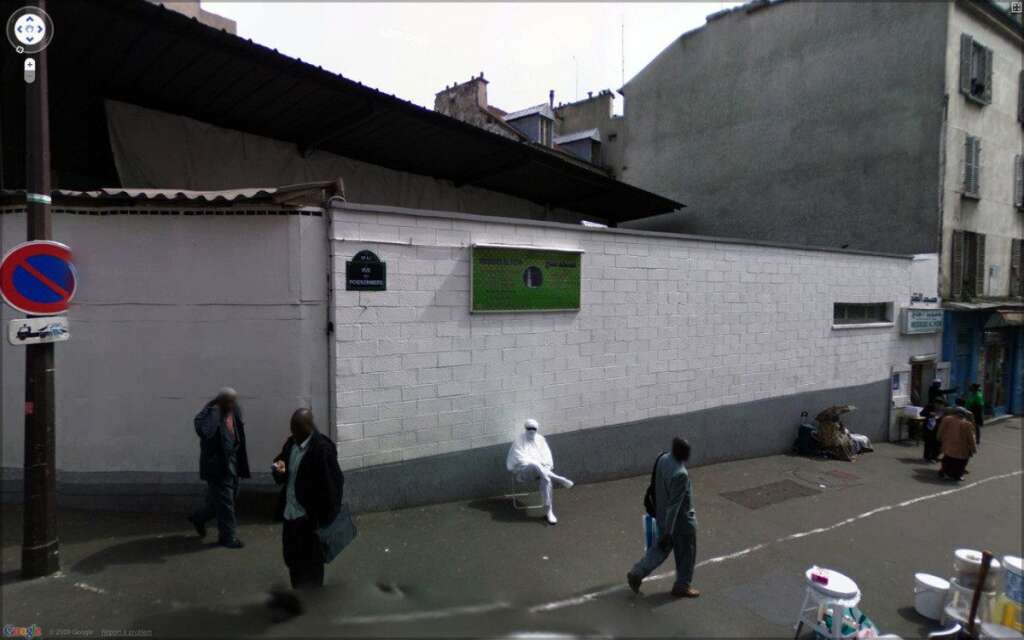 Google Street View images, as see on www.9-eyes.com (Photo credit: Google).