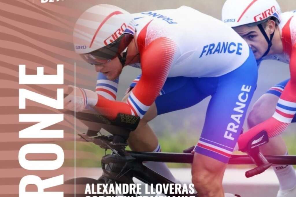 - Alexandre Lloveras et Corentin Ermenault en bronze en course sur route
