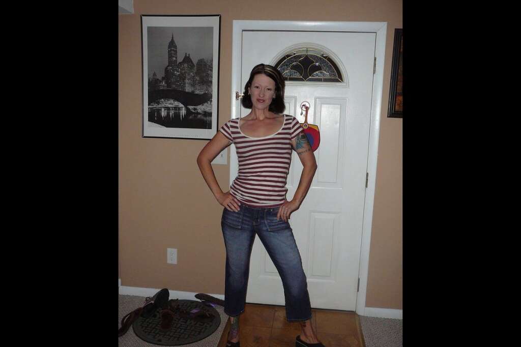 Erica AFTER - <a href="http://www.huffingtonpost.com/2012/09/17/i-lost-weight-erica-perna_n_1874948.html" target="_hplink">Read Erica's story here.</a>