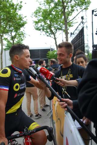 Guillaume s'est rendu des dizaines de fois sur le Tour de France. Il a eu l'occasion d'y interviewer des coureurs.