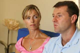 Kate et Gerry McCann, ici en août 2007, ont été mis en examen dans l'enquête sur la disparition de leur fille Madeleine.