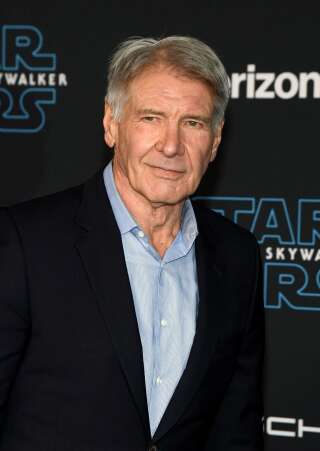 HOLLYWOOD, CALIFORNIE - 16 DECEMBRE : L'acteur Harrison Ford assiste à la première de 