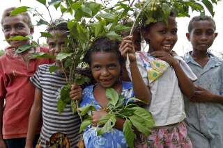 Enfants des îles Trobriand, en Papouasie-Nouvelle-Guinée, en 2007. Les habitants de ces îles sont classés par l'autrice comme faisant partie d'une société matriarcale.