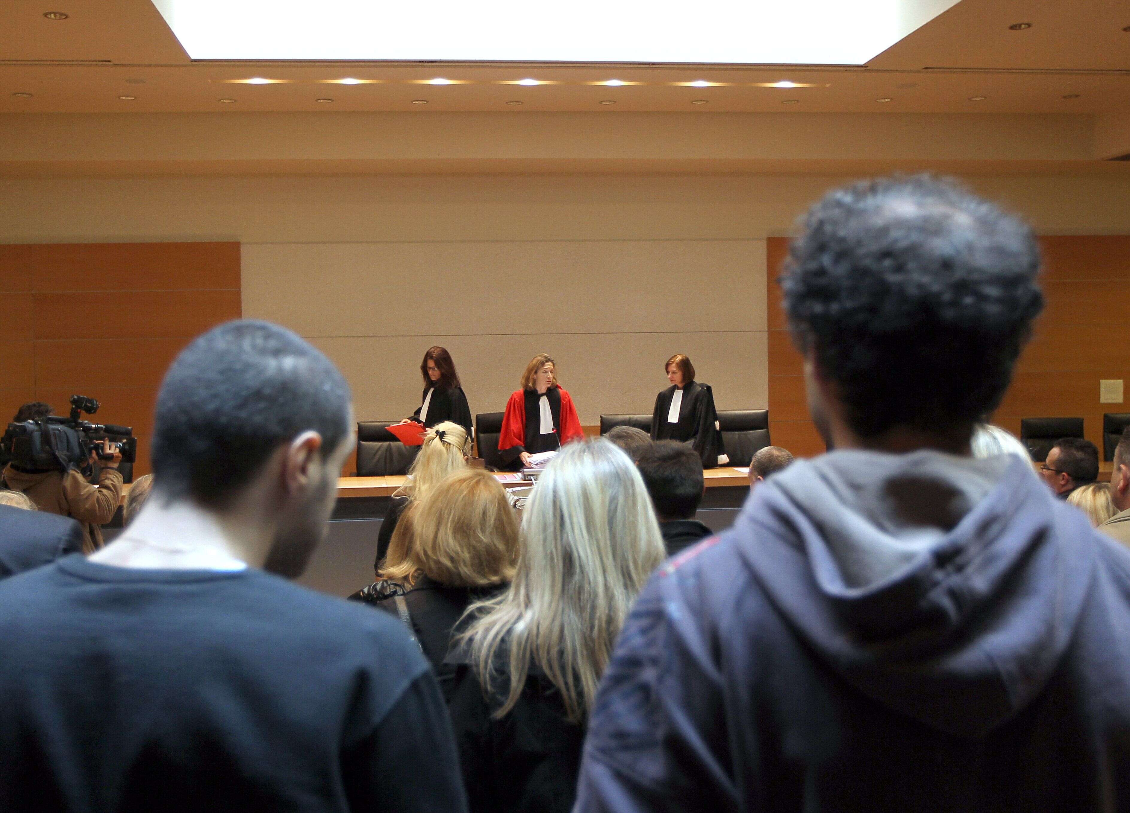 Les membres de la cour d'assises arrivent, le 28 mars 2011, au tribunal de Nice.