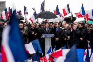 Le 5 mars 2017, François Fillon réunissait ses partisans place du Trocadéro.