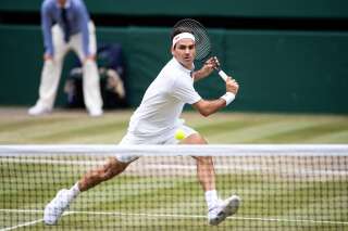 Roger Federer en finale de Wimbledon face à Novak Djokovic le 14 juillet 2019 à Londres.