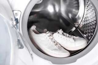 Il est conseillé de porter des chaussures lavables en machine, ce qui est le cas de certaines chaussures de sport.