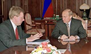 Le 2 juin 2000, Vladimir Poutine, récemment élu président pour la première fois, s’entretient au Kremlin avec Alexeï Koudrine, qui vient d’être nommé ministre des Finances. La longévité politique de Koudrine fait de lui un cas à part au sein d’une élite russe qui a été largement renouvelée depuis l’arrivée de Poutine au pouvoir.