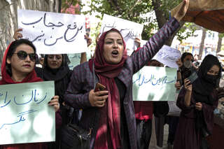« La mort au ralenti » : Amnesty International alerte sur l’anéantissement des droits des femmes en Afghanistan