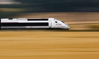 A TGV InOui high-speed train operated by state-owned railway company SNCF speeds on the LGV Nord rail track outside Rully near Paris, France, July 26, 2022. REUTERS/Gonzalo Fuentes
