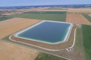 Deux bassines, d’une capacité de plusieurs centaines de milliers de litres et destinées à l’irrigation, ont été sectionnées le 9 août en Vendée.