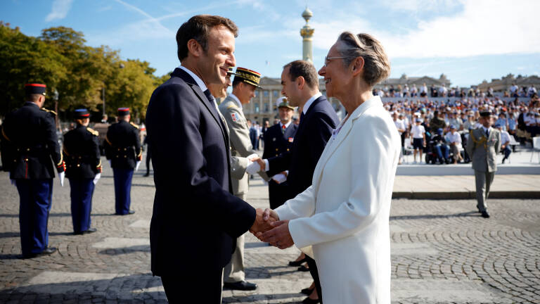 Macron stoppe enfin la chute de sa popularité, Borne s’envole - Photo prise le 14 juillet 2022 à Paris