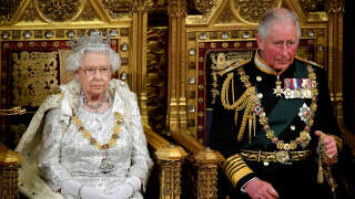 Adulée par certains et détestée par d’autres, la reine d’Angleterre a également provoqué des scènes de liesse après l’annonce de sa mort jeudi 8 septembre.