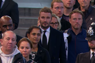 David Beckham a fait la queue comme tout le monde pour voir le cercueil d’Elizabeth II
