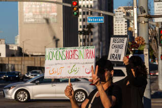 Des Iraniennes du monde entier saluent le courage des manifestantes dans leur pays