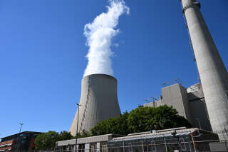 L’Allemagne va prolonger deux centrales nucléaires et pointe la France du doigt