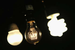 CHICAGO, IL - DECEMBER 27: A vintage-style incandescent light bulb (C) is shown with an LED light bulb (L) and a compact florescent (CFL) light bulb on December 27, 2013 in Chicago, Illinois. On January 1, 2014 manufacturers will stop producing the standard 40 and 60 watt incandescent light bulbs in the United States. The 75 and 100 watt bulbs were discontinued in 2013. These incandescent bulbs, which have been in use for more than 100 years, are being replaced by the more energy efficient compact florescent and LED light bulbs. (Photo Illustration by Scott Olson/Getty Images/AFP (Photo by SCOTT OLSON / GETTY IMAGES NORTH AMERICA / Getty Images via AFP)