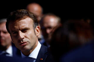 Macron menace de dissoudre l’Assemblée en cas de motion de censure