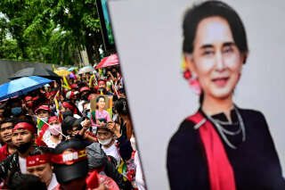 Birmanie : Aung San Suu Kyi condamnée à 6 ans de prison supplémentaires