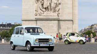 La nouvelle 4L de Renault qui sortira en série en 2025 ne ressemblera pas du tout à celle des années 60-70. (Photo d’illustration : Renault 4L, photo AFP prise en 2013 à Paris)