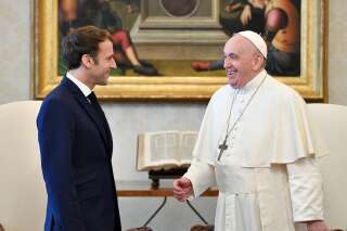 Emmanuel Macron peut-il convaincre le pape François de venir en France ?