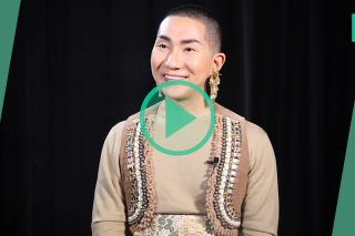 Moine bouddhiste, maquilleur professionnel et homosexuel, il raconte son parcours