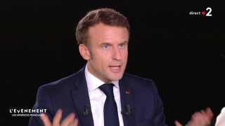Invité de « L’Événement » sur France 2, Emmanuel Macron s’est dit « en colère » face au « cynisme » de l’alliance entre la Nupes et le RN durant le vote de motions de censure.