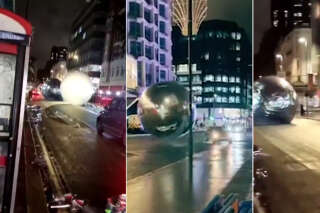 Des boules de Noël géantes ont semé la pagaille dans le centre de Londres 