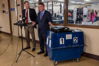 PHOENIX, ARIZONA, NOVEMBER 08: Bill Gates, Chairman of the Maricopa Board of Supervisors, speaks about voting machine malfunctions at the Maricopa County Tabulation and Election Center on November 08, 2022 in Phoenix, Arizona. He said that about 20 percent of polling stations in the county have had tabulation machine malfunctions, where some ballots cannot be read. These ballots, he said, are being set aside for tabulation at the central election center in the evening after the polls close. After months of candidates campaigning, Americans are voting in the midterm elections to decide close races across the nation.   John Moore/Getty Images/AFP (Photo by JOHN MOORE / GETTY IMAGES NORTH AMERICA / Getty Images via AFP)