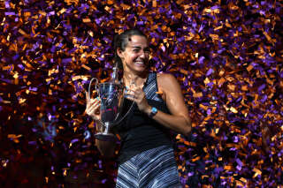 Caroline Garcia gagne le Masters et rejoint Amélie Mauresmo au sommet du tennis