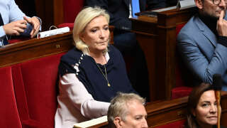 Marine Le Pen, ici le 4 novembre à l’Assemblée nationale, ouvre finalement la porte à la constitutionnalisation de l’IVG.