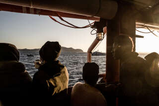Des dizaines de rescapés libres de partir : comment la justice a été débordée par l’Ocean Viking