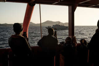 Plus de la moitié des migrants rescapés par l’Ocean Viking ne pourront pas entrer en France
