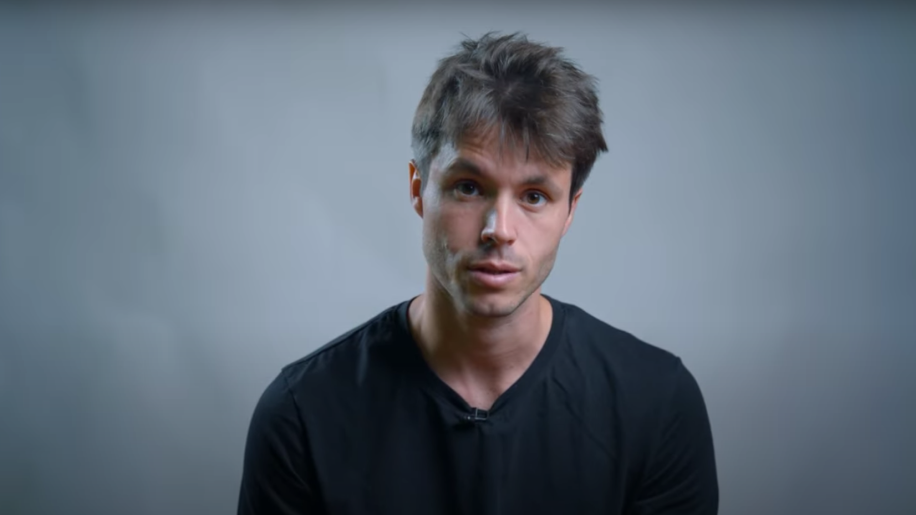 Violences sexuelles : Léo Grasset répond à Mediapart dans une vidéo - Le HuffPost