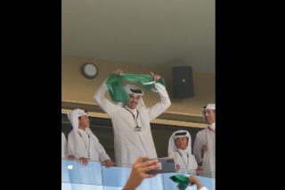 Le geste étonnant de l’émir du Qatar pendant la victoire de l’Arabie saoudite