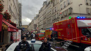 Samedi soir, le suspect placé en garde à vue jusqu’alors a été conduit en psychiatrie après la fusillade survenue vendredi 23 décembre dans le 10e arrondissement Paris. (La rue d’Enghien bouclée vendredi 23 décembre à Paris, après la fusillade qui a fait trois morts).