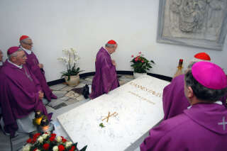 Benoît XVI sera enterré là où était le cercueil de Jean-Paul II avant sa béatification