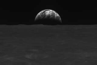 Cette sonde coréenne dévoile des images de la Terre vue de la Lune dignes d’un film