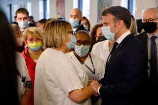 « L’Hôpital est à la rue », les annonces de Macron n’ont pas convaincu ces médecins et soignants