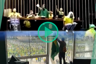 Les images impressionnantes des pro-Bolsonaro dans la Cour Suprême et le palais présidentiel