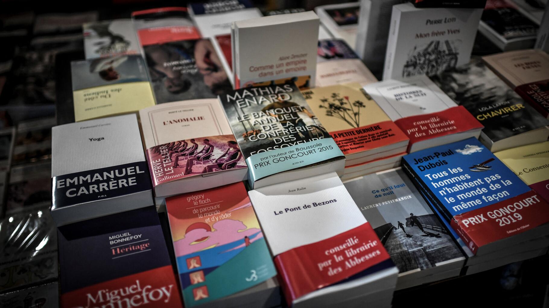 Livres : voici l'auteur le plus vendu en France en 2023 (et ce n'est pas Guillaume  Musso, pour la première fois en 12 ans)