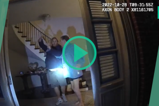 La vidéo de la violente agression au marteau du mari de Nancy Pelosi rendue publique