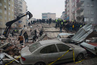 Pourquoi le séisme en Turquie et en Syrie présente « le pire scénario »